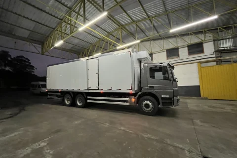 Baú Refrigerado - 02